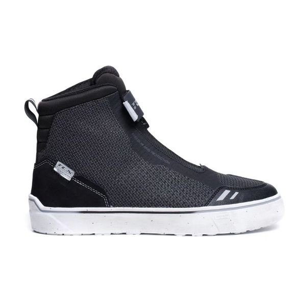 TCX Boots IKASU 2 AIR Motorcycle Riding Shoes - BlackRef: OX0380