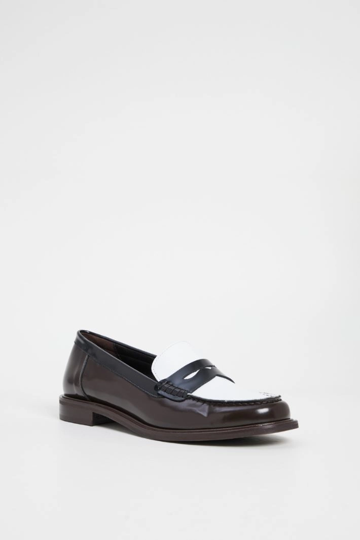 Two-tone moccasins - BROWN WHITE