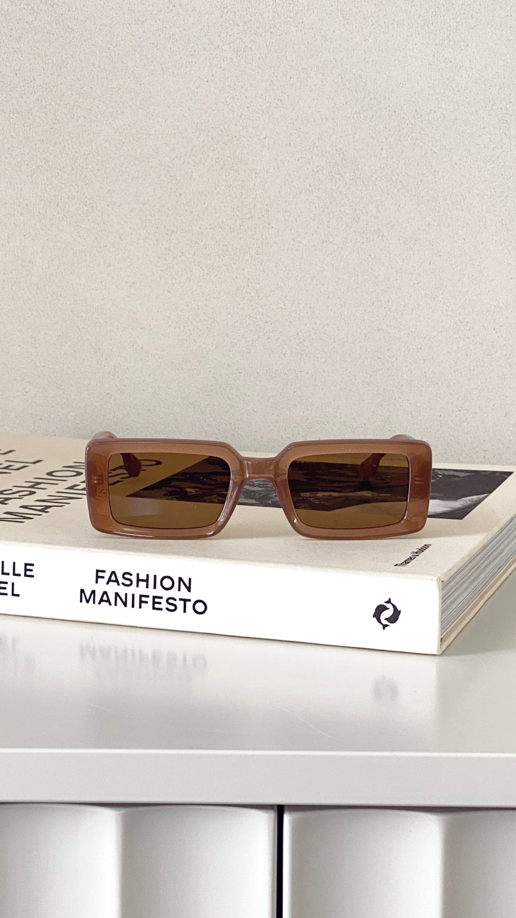 Danica Sunglasses - Latte