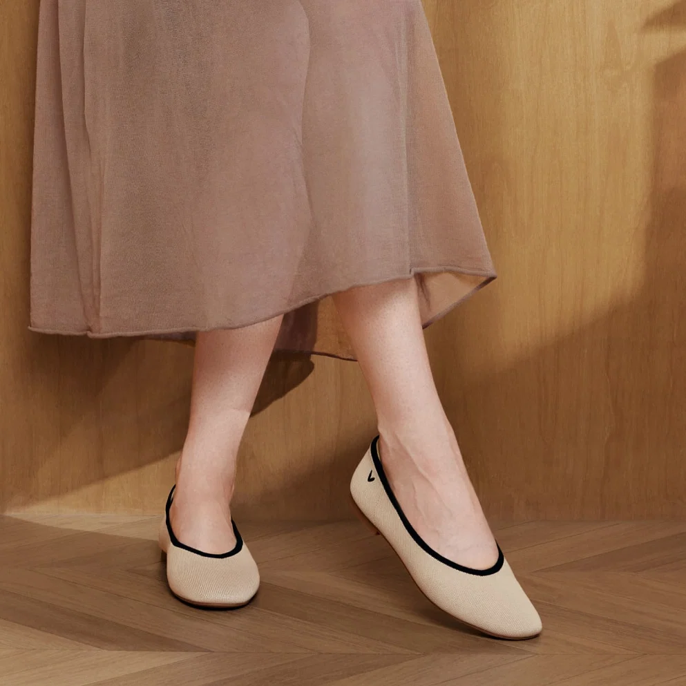 Almond-Toe Nude Flats (Nubia)