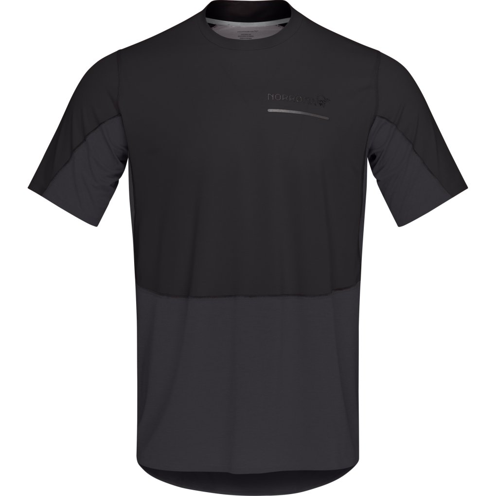 Norrona senja equaliser lightweight T-shirt Men - Caviar