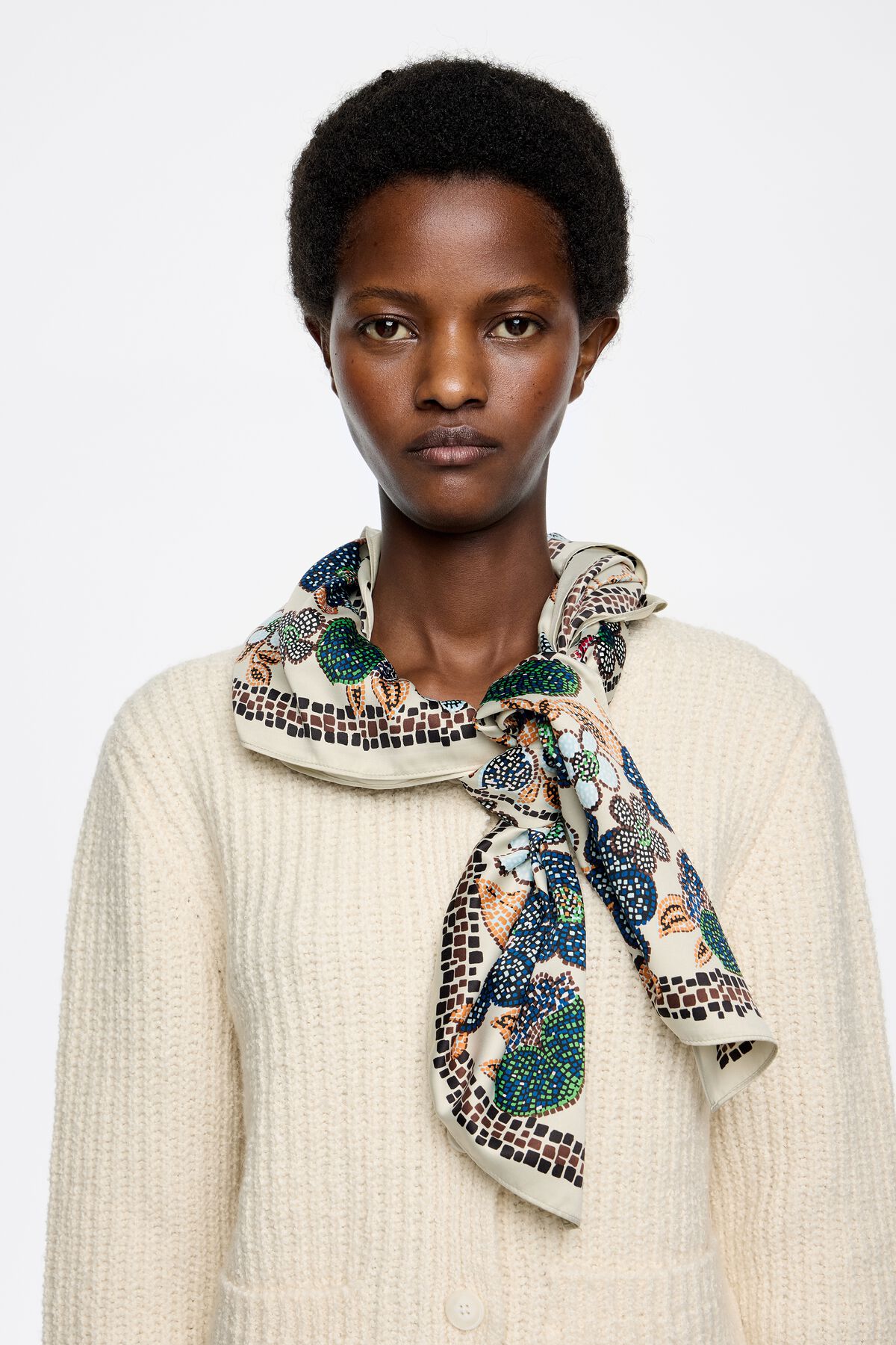 Beige mosaic floral scarf