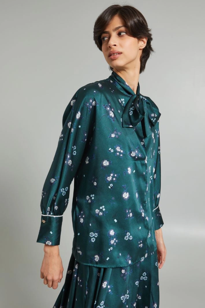 Foulard-embellished twill blouse - GREEN BLUE