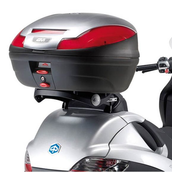 Support top case Givi Scooter Monolock BasculanteRef : GI0210 / SR134M