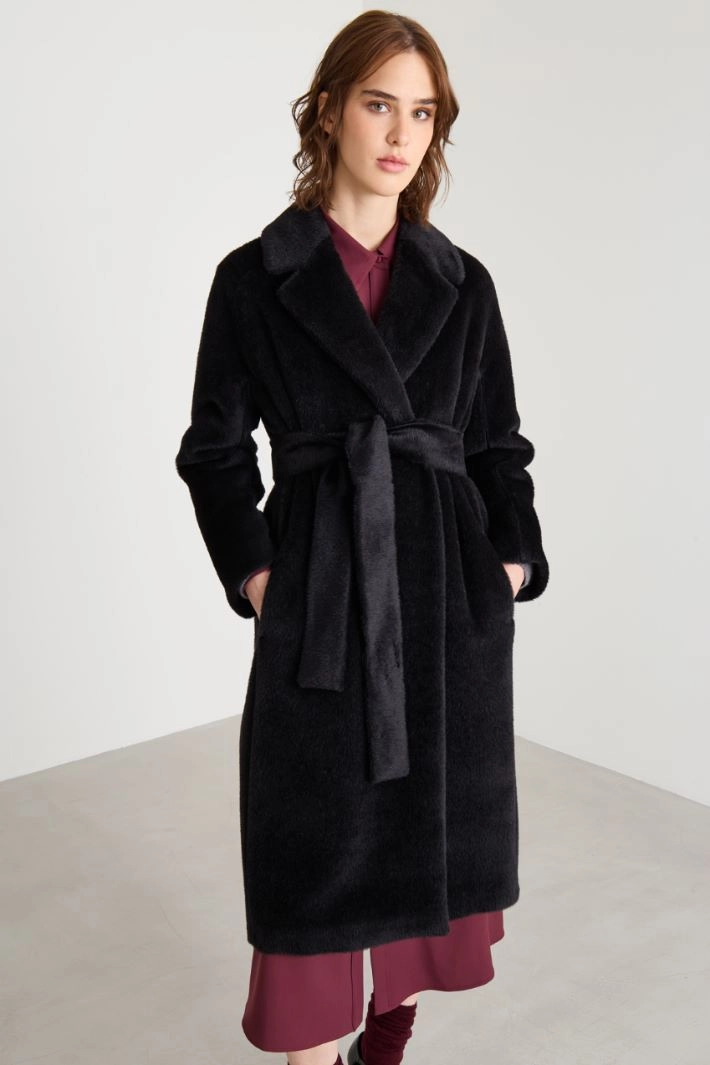 Double-breasted beaver coat - BLACK