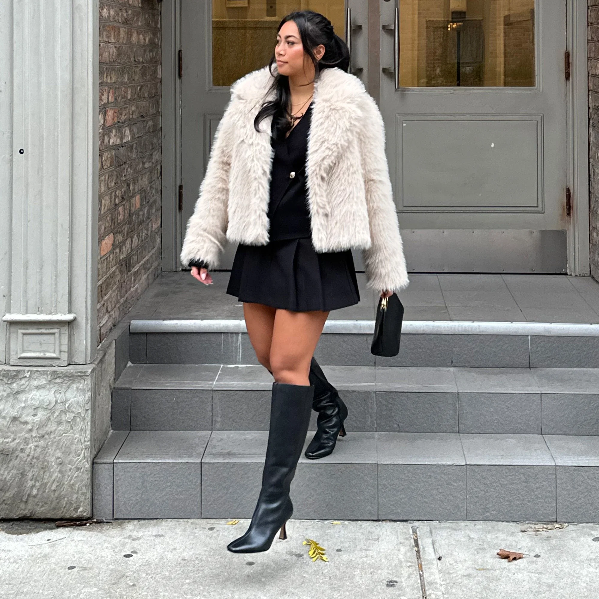 GYRA WIDE CALF BOOTS BLACK LEATHER