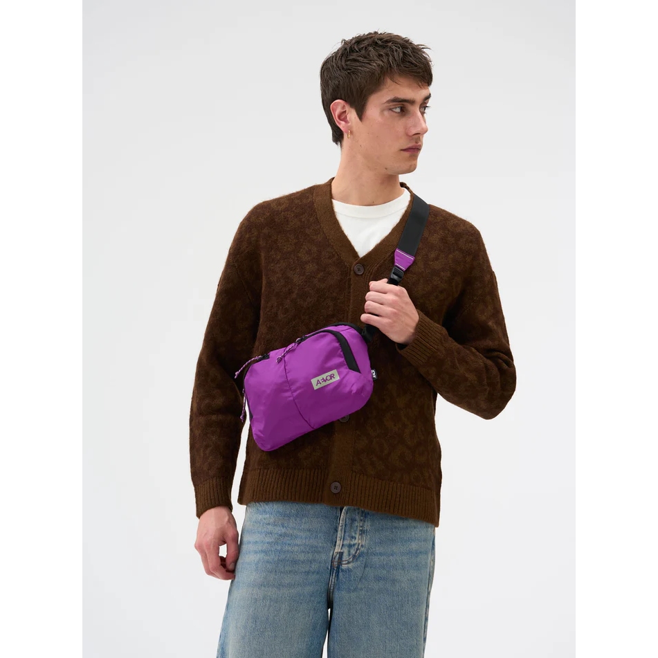 AEVOR Sacoche Bag 4L - Ripstop Electric Fuchsia