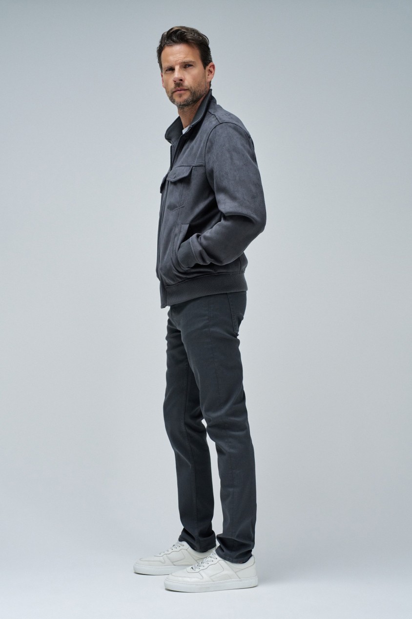 BOMBER JACKET IN SUEDE