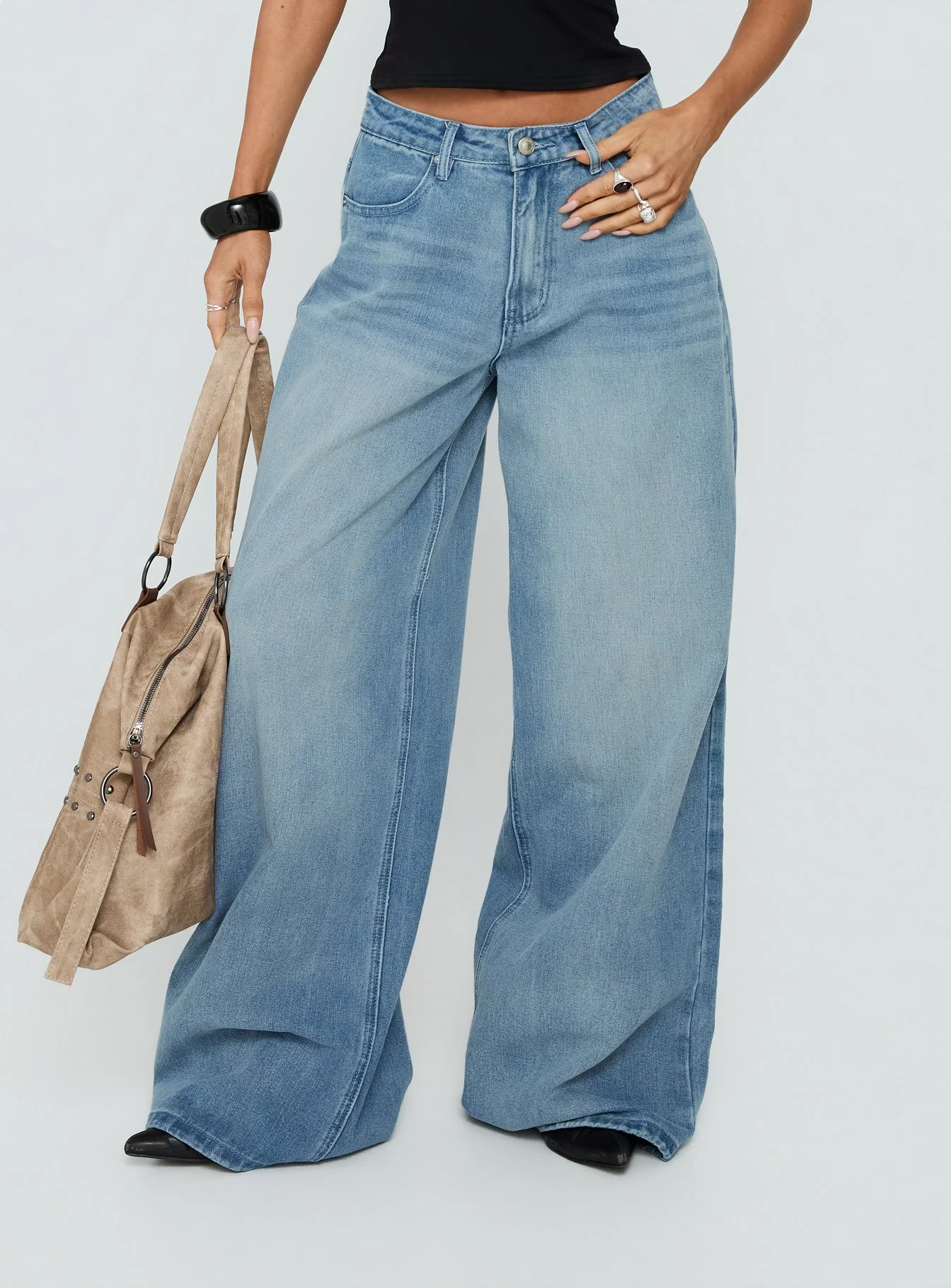 Naylor Mid Rise Wide Leg Jeans Light Wash Denim Light Blue Wash Petite
