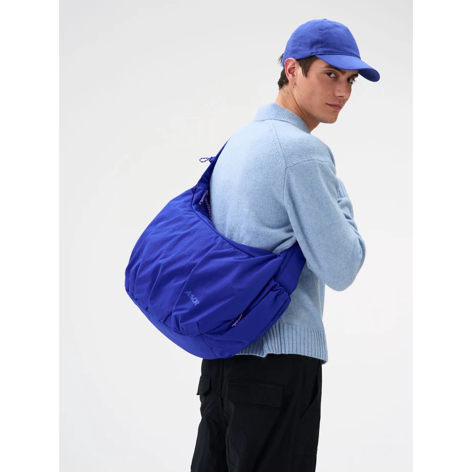AEVOR Slouchy Bag 23L - Electric Blue