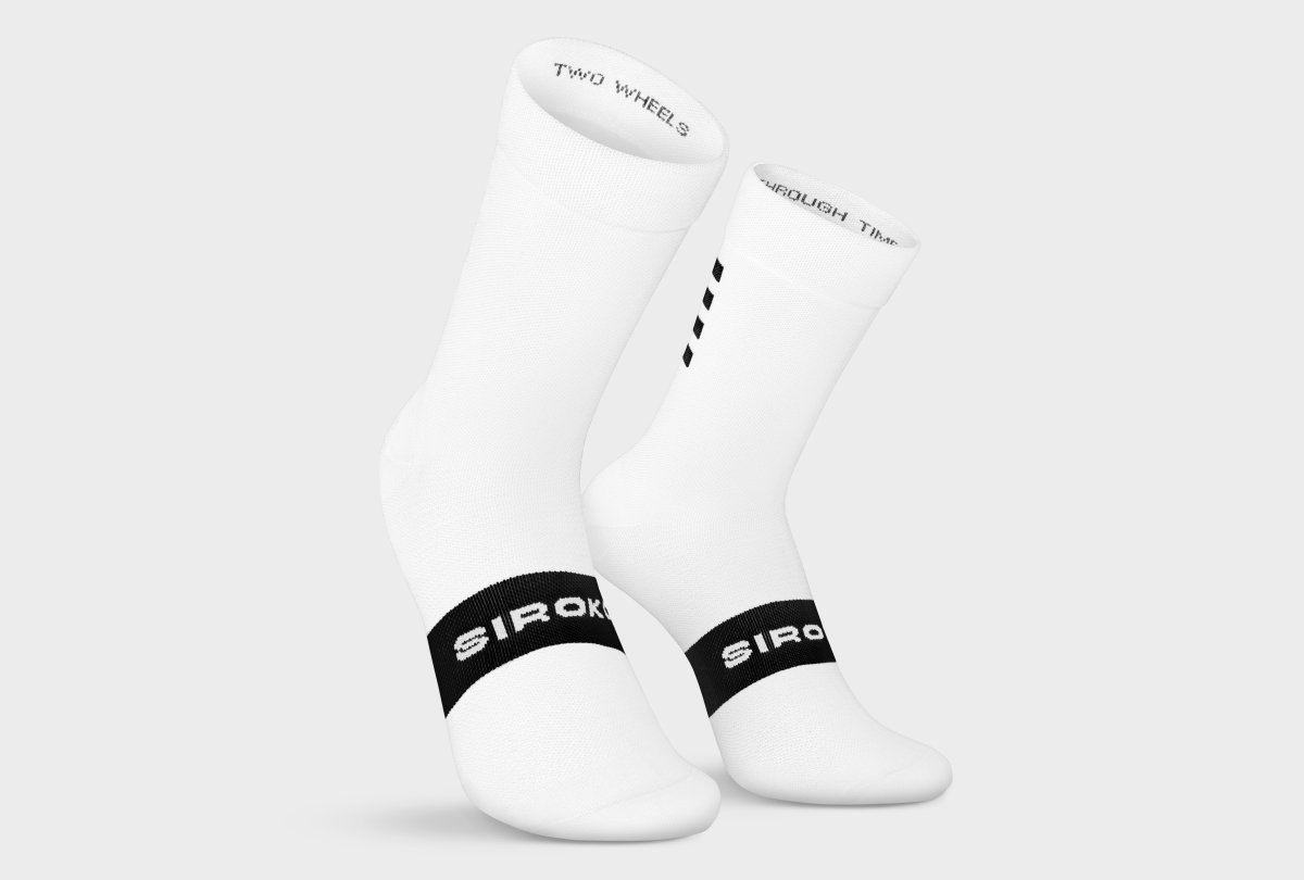 S1 White Gavia
