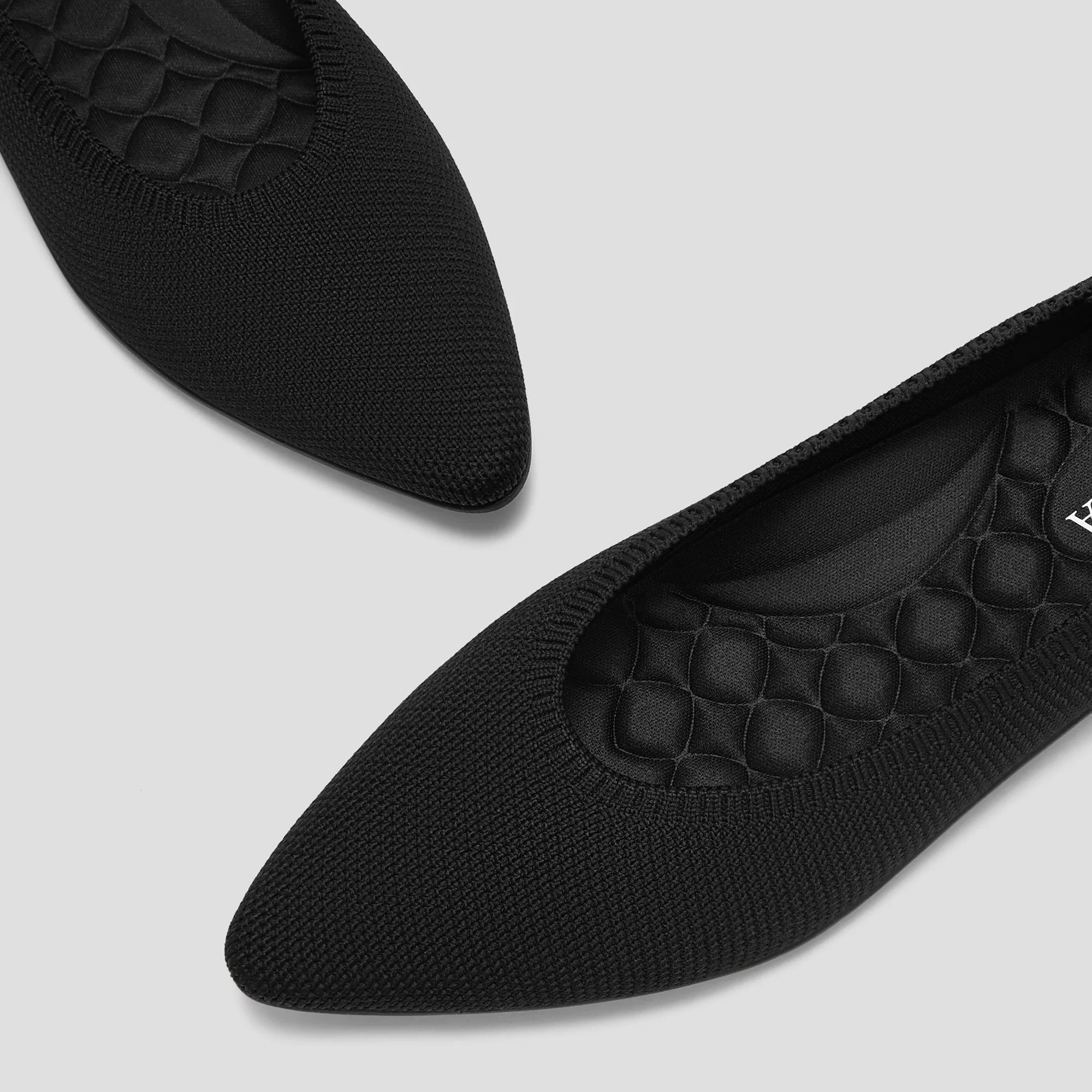 Lightweight Pointed-Ballet Flats (Aria Walker)