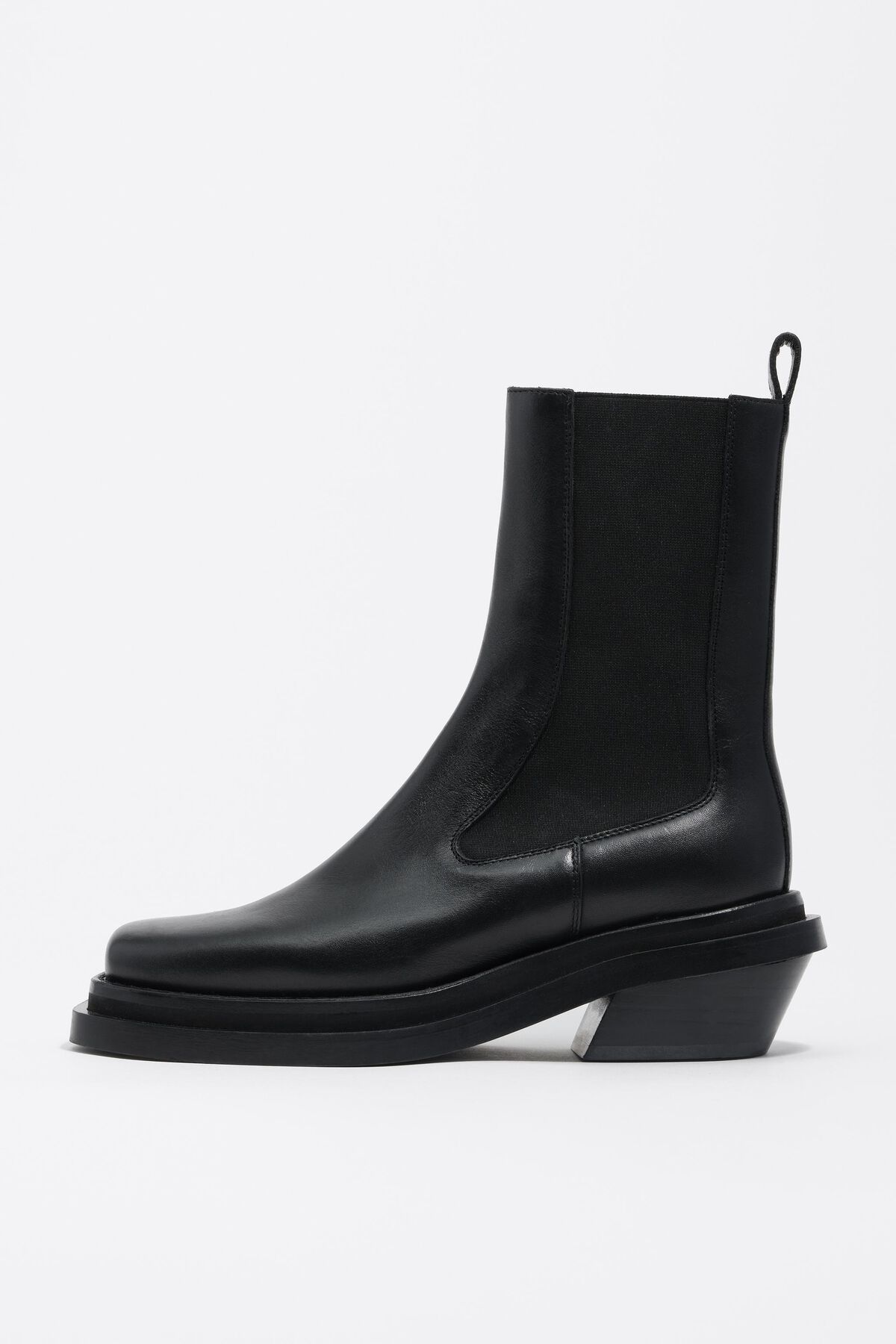 Black leather high ankle boot