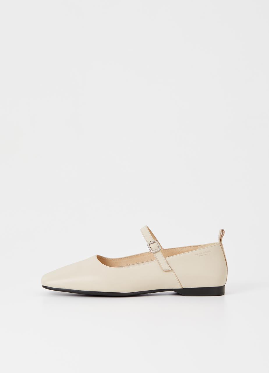 Delia Ballet Flats