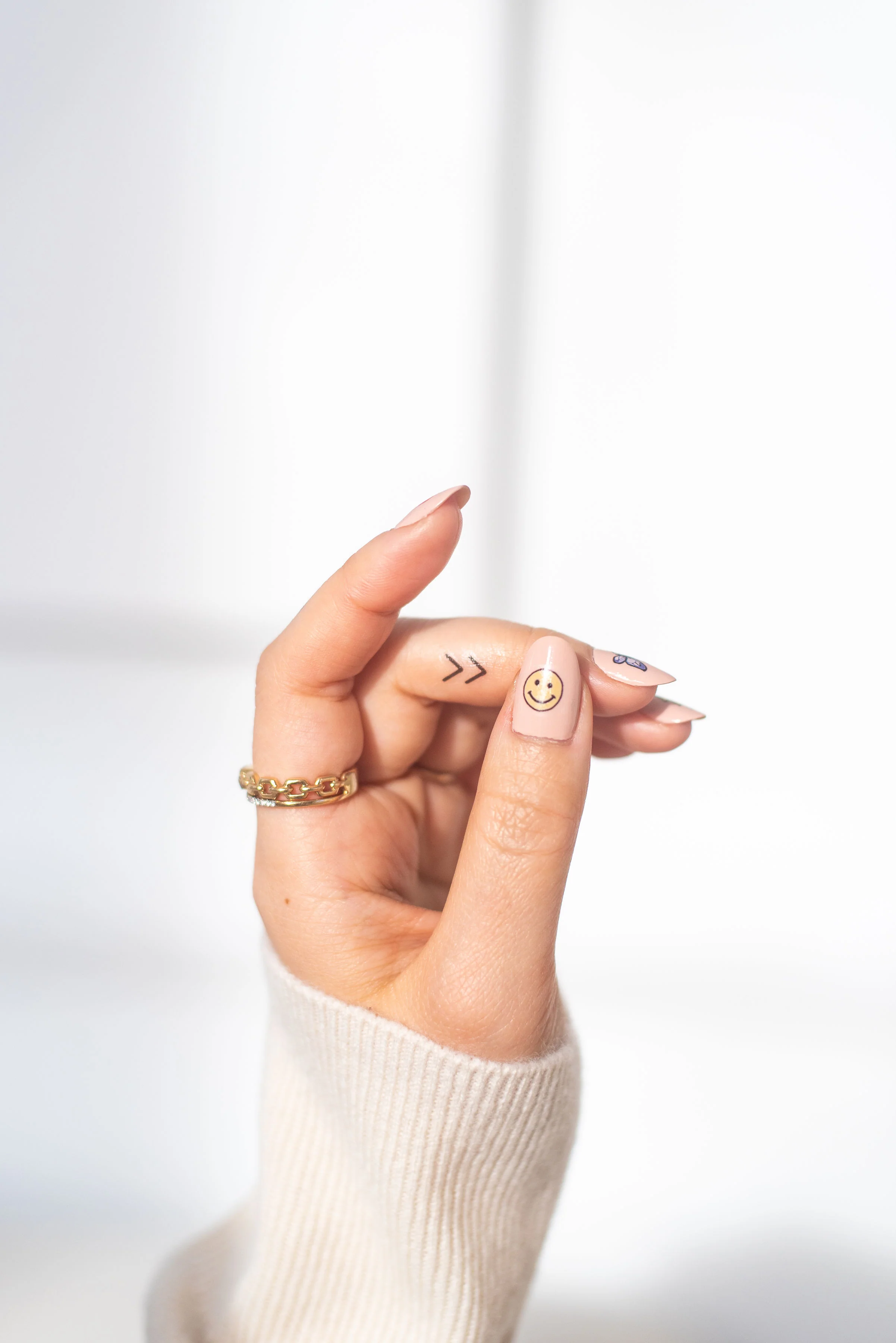 Color Nail Art