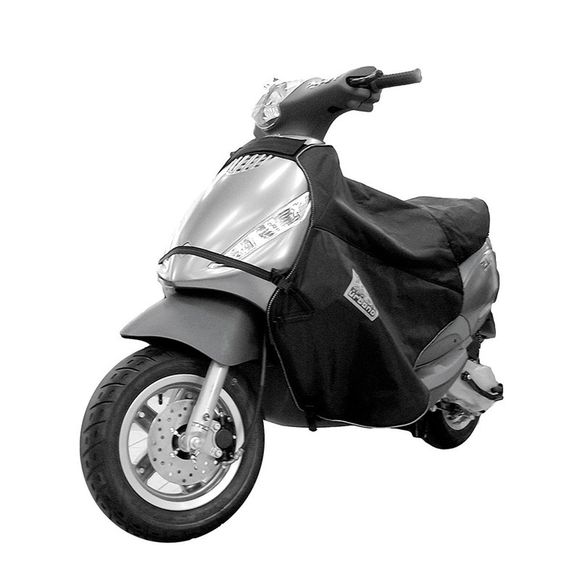 Tucano Urbano SCOOTER TERMOSCUD R151X Leg Shield - BlackRef: tu0268 / r151x