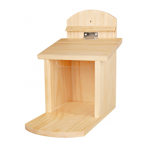 Trixie Squirrel Feeder - with metal roof