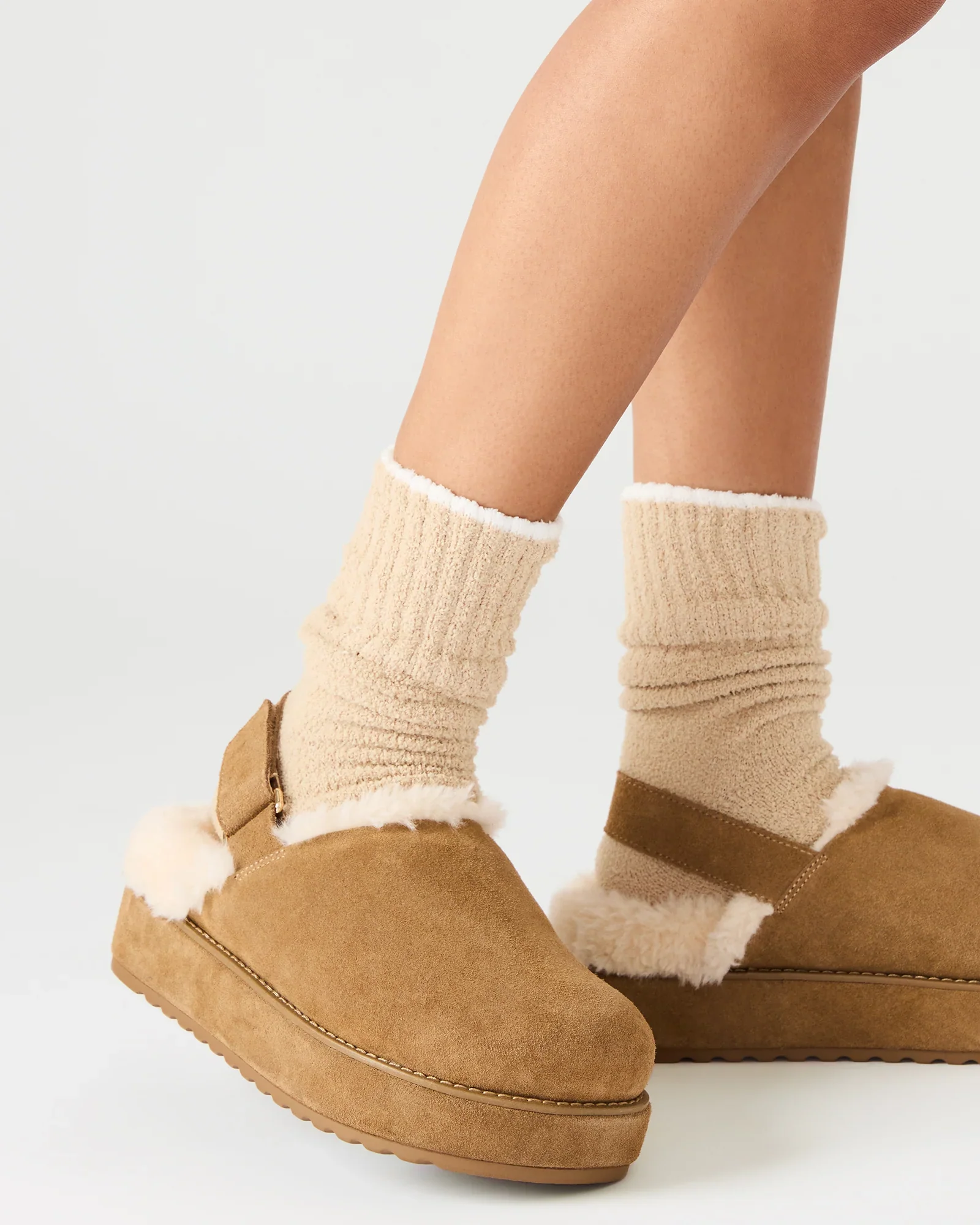 Mellow Faux Fur Cognac Suede