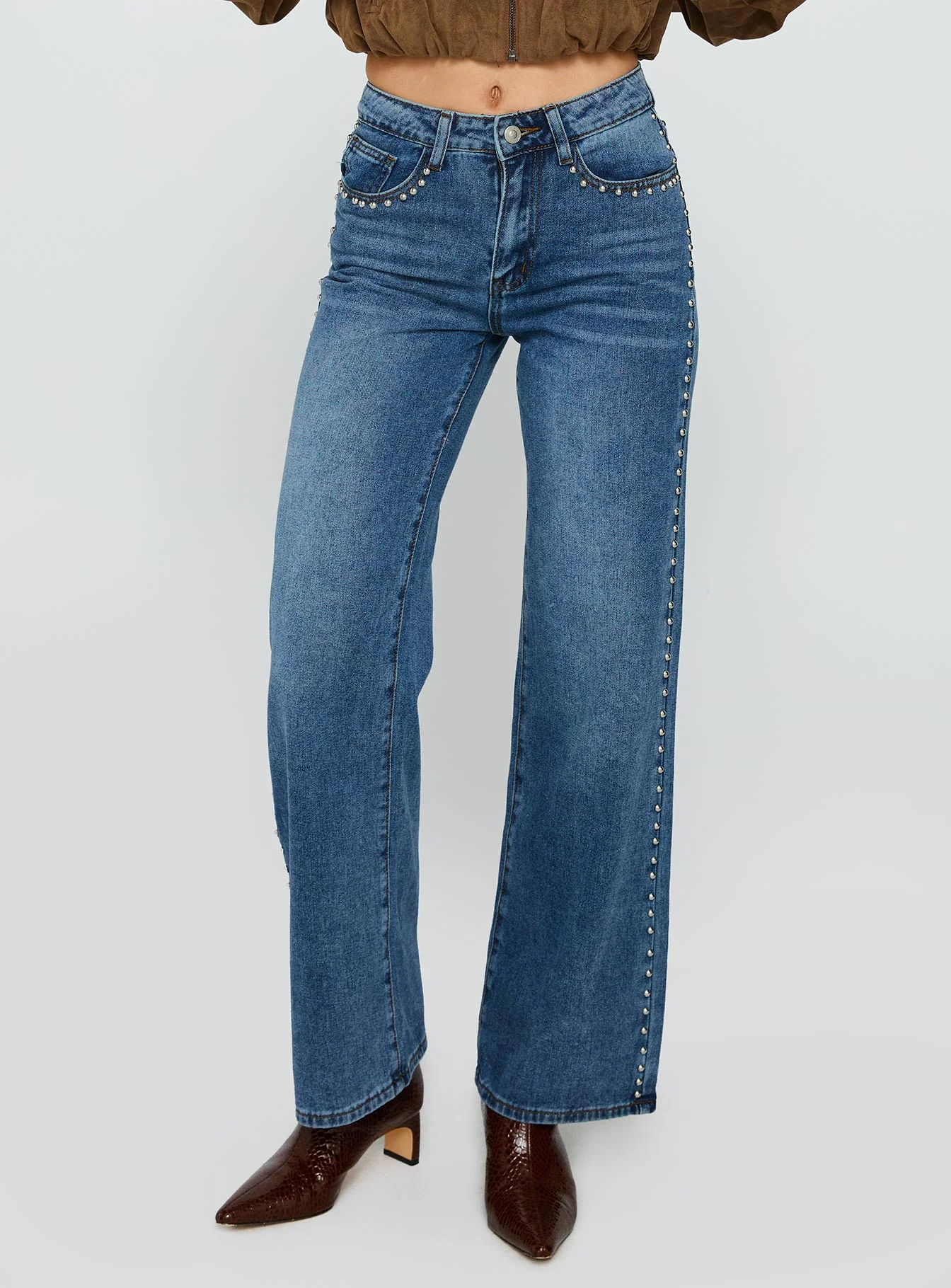 Saving Up Mid Rise Straight Leg Studded Jeans Mid Blue