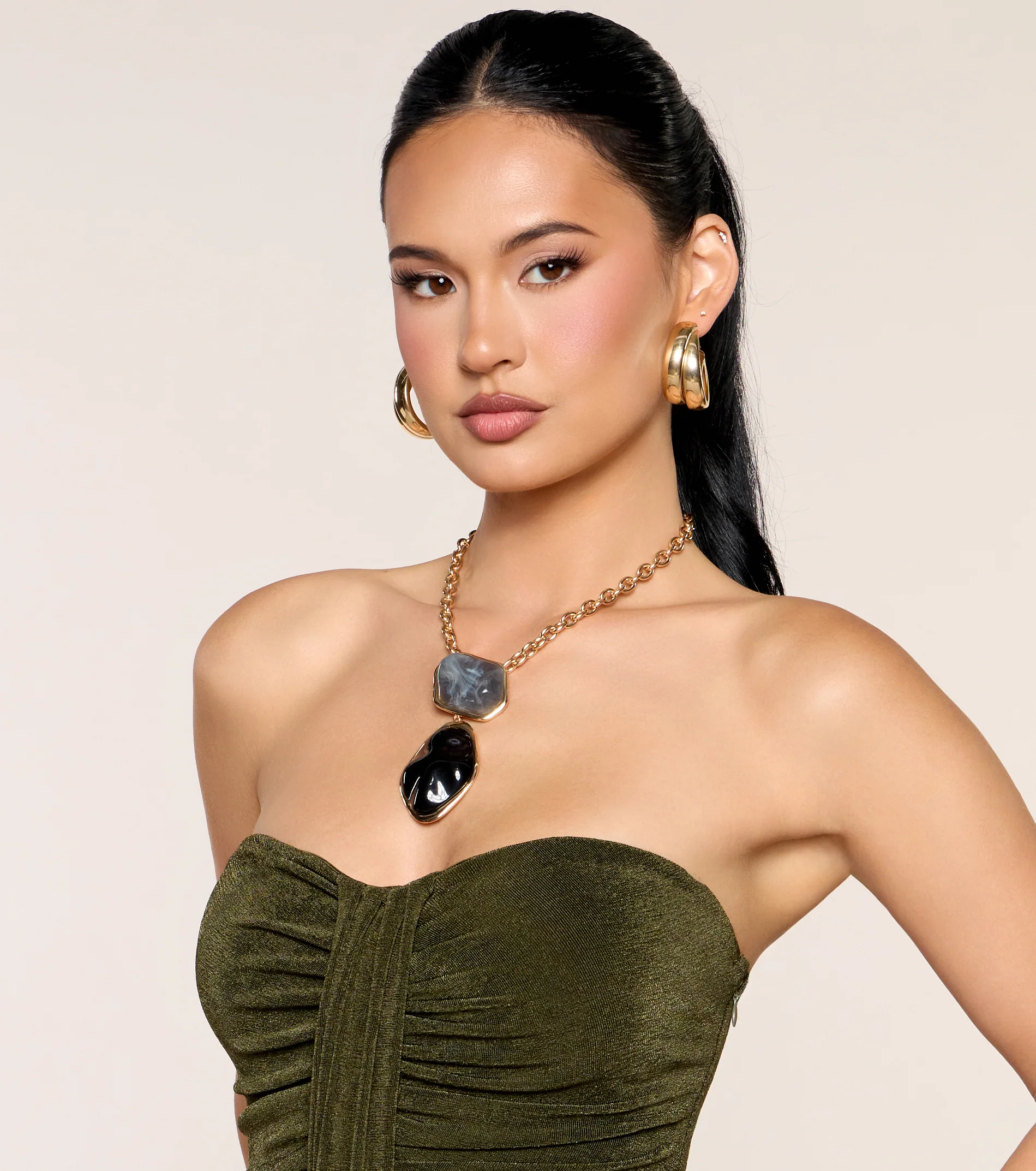 Dress Code Drama Stone Chain Necklace