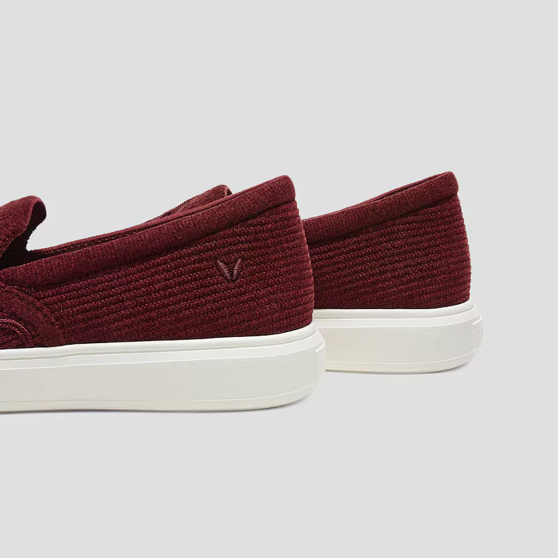 Classic Unisex Sneakers (V-Tune)