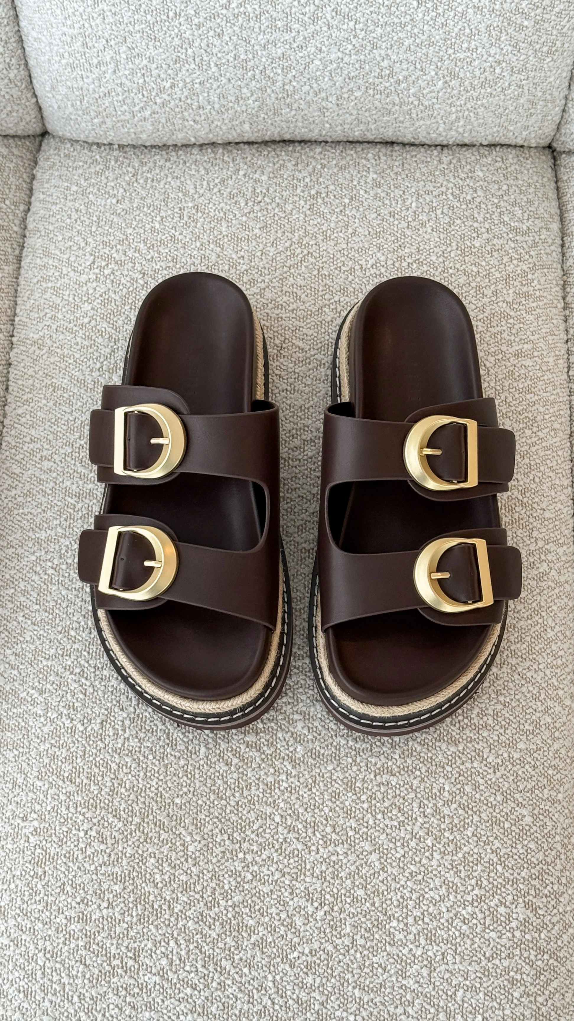 Anora Slide - Chocolate