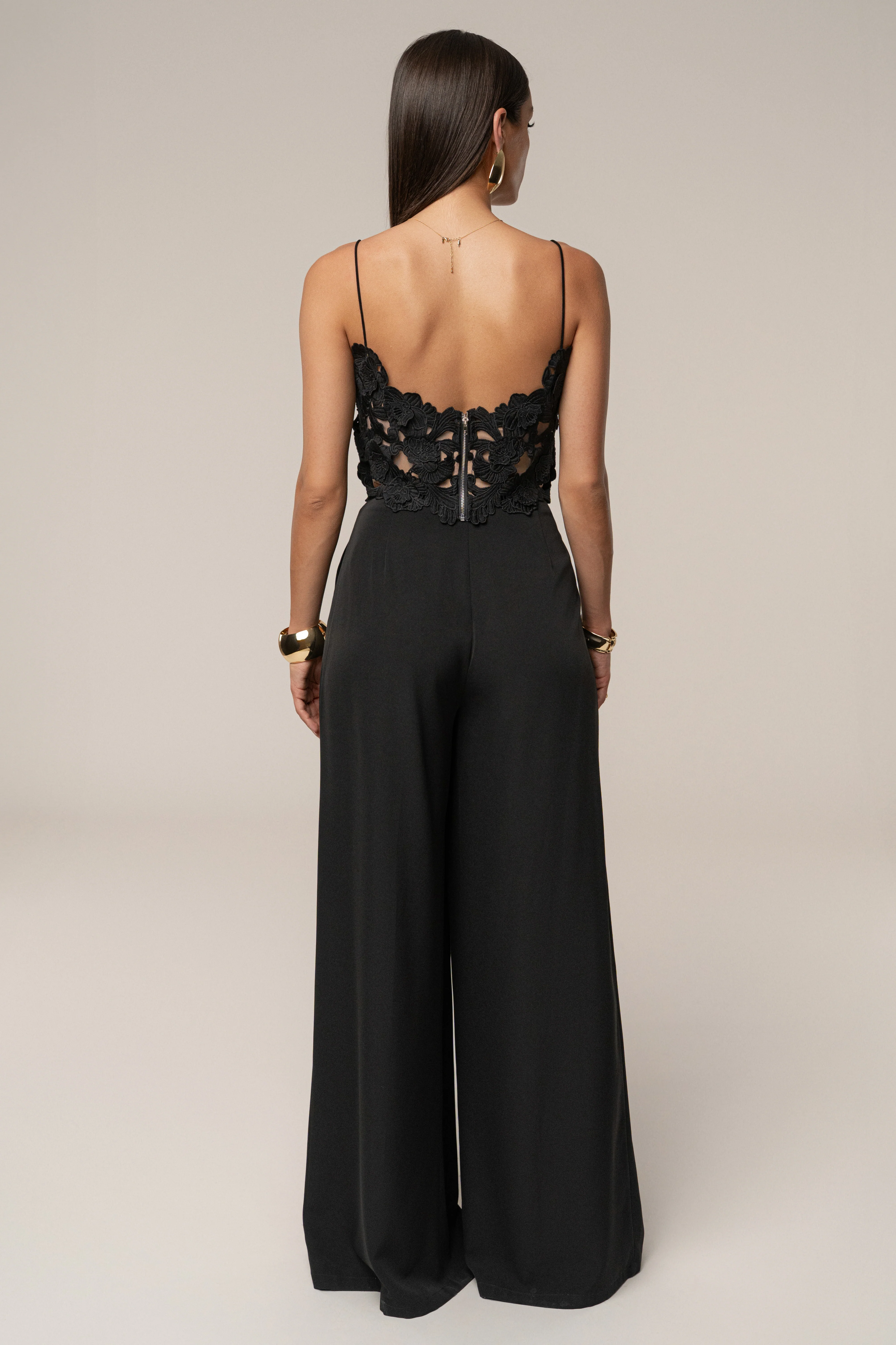Black Anahi Embroidered Top