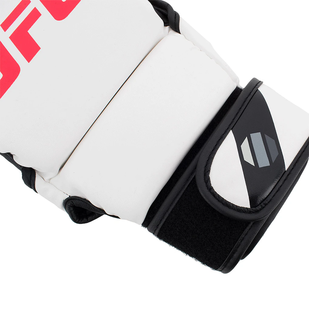 UFC MMA 8oz Sparring Gloves - White - S/M