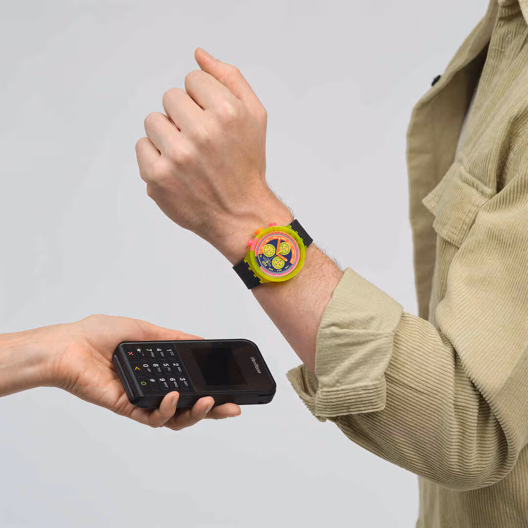 SWATCH NEON TO THE MAX PAY!