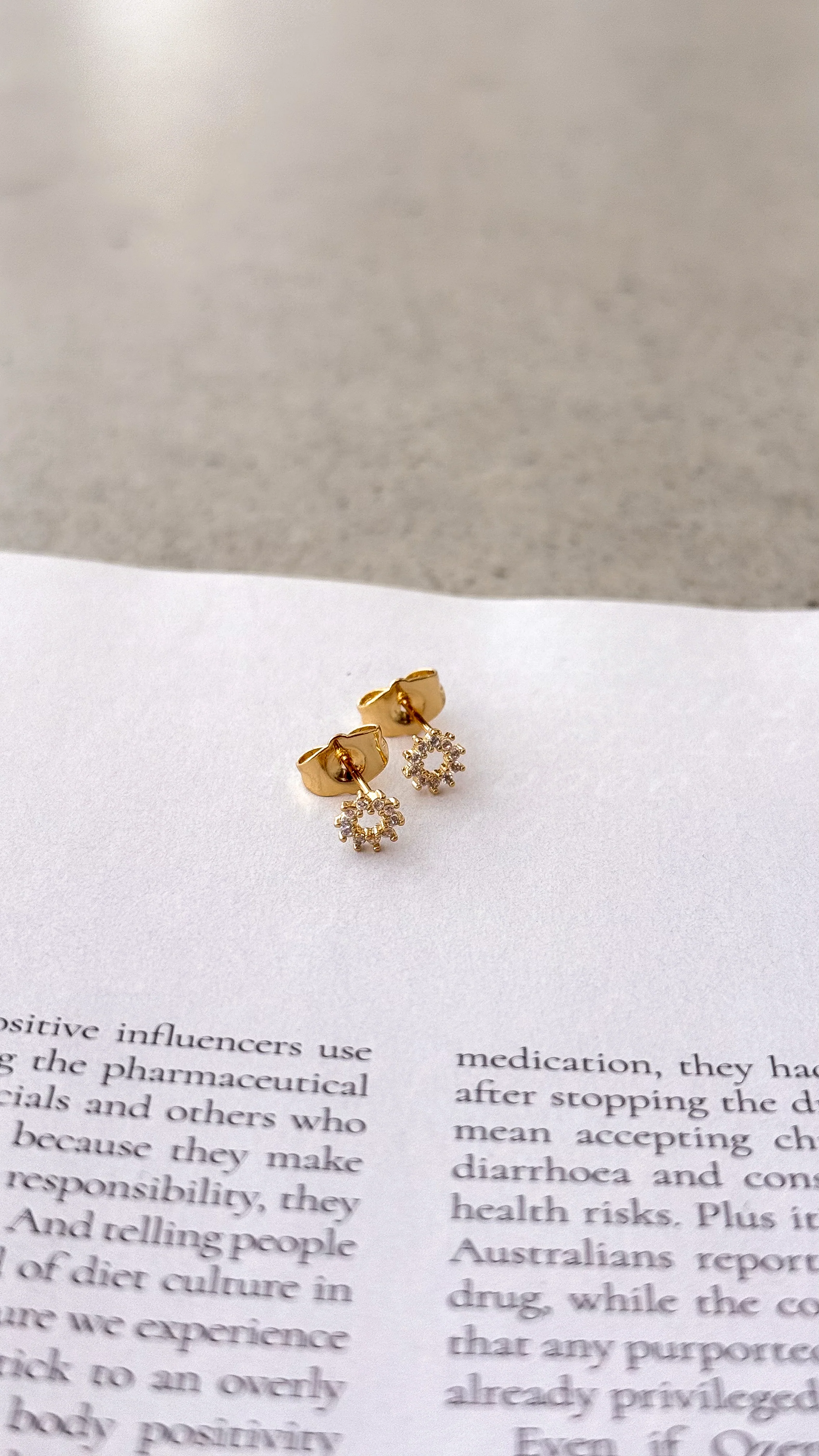 Sally Earrings - Gold