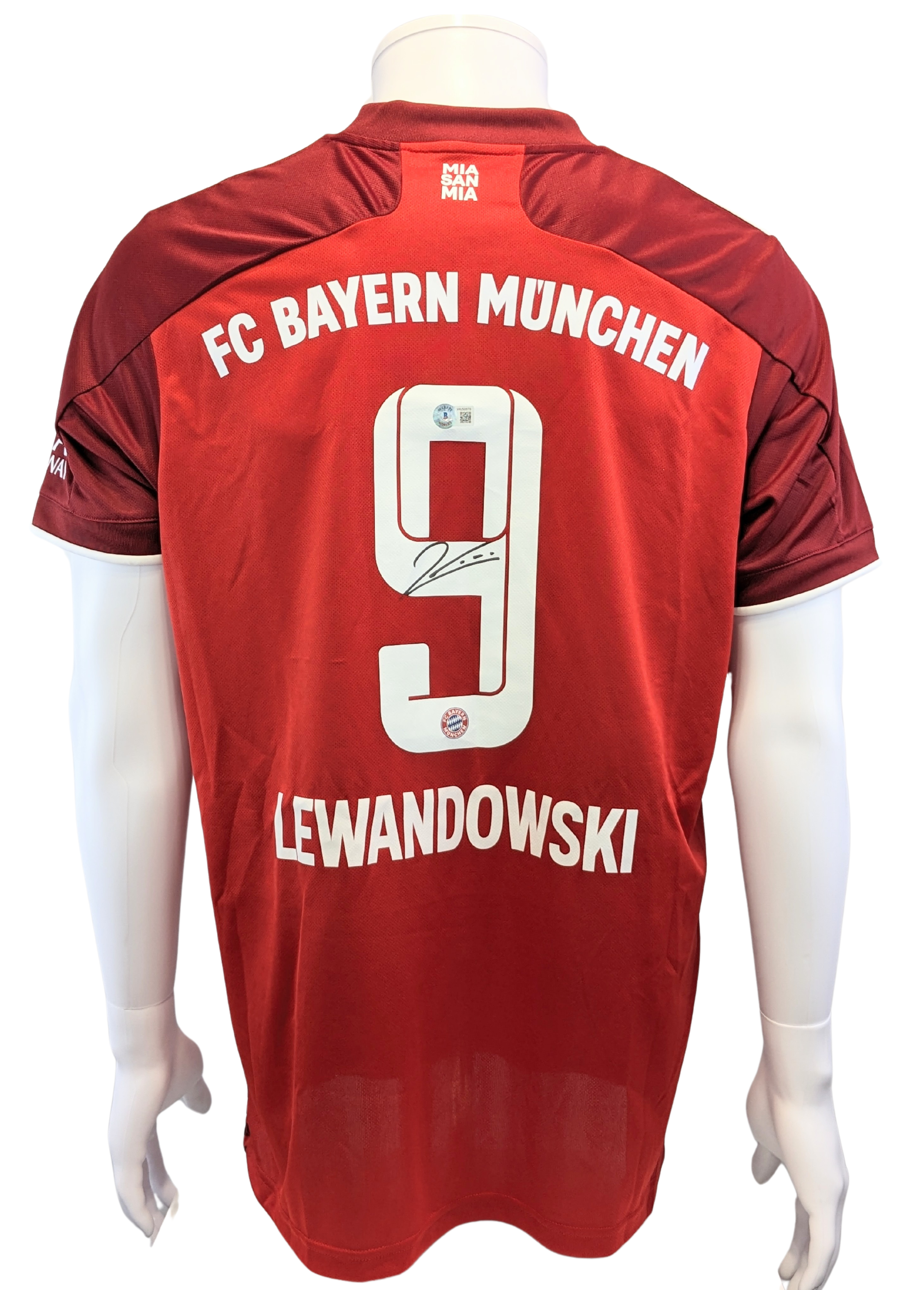 Robert Lewandowski #9 Autographed Adidas FC Bayern Munchen Jersey