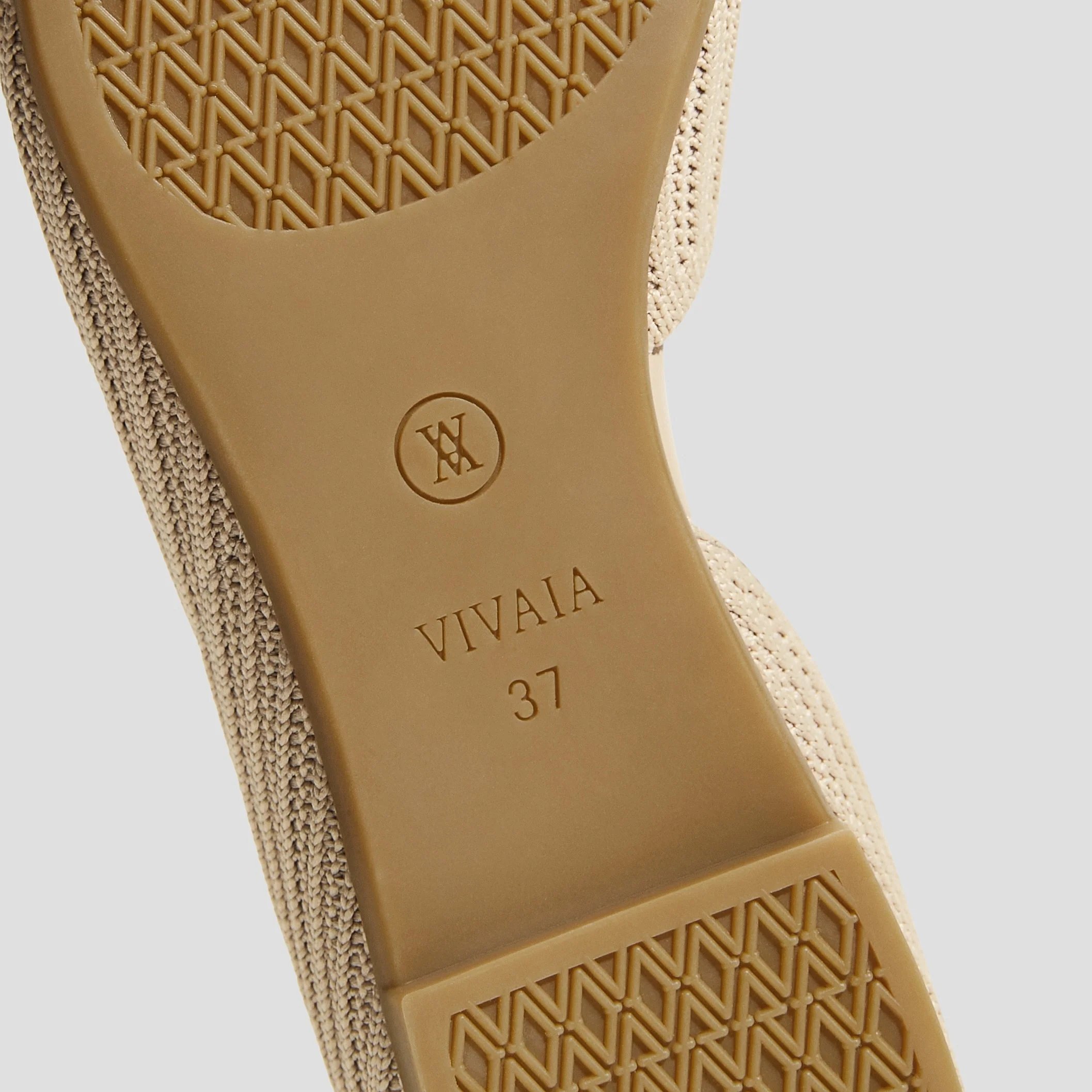 Pointed-Toe D'Orsay Flats (Melia)