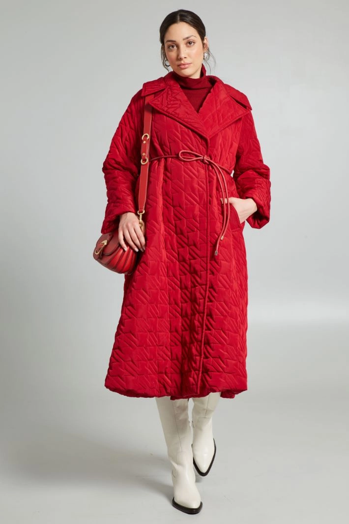 Long quilted down jacket - RED