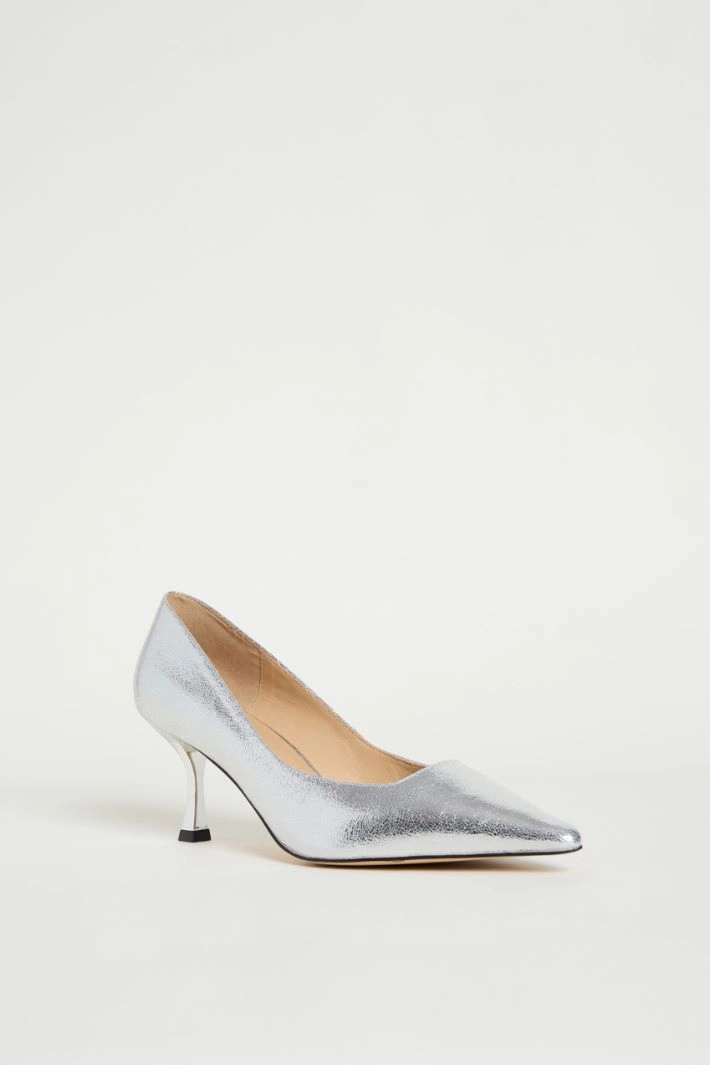 Craquelé-effect laminated pumps - SILVER