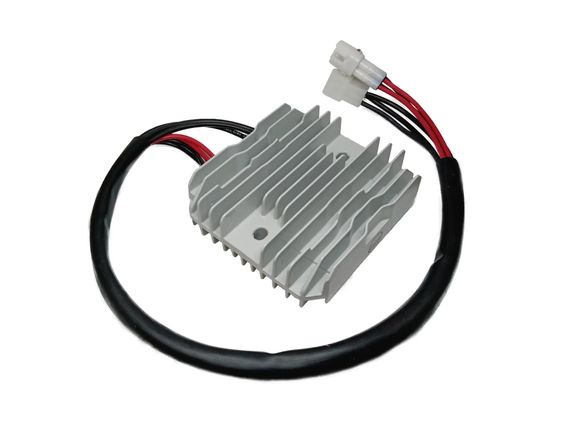 Régulateur de tension Motoplat Régulateur Haute PerformanceRef : MOPL00091A / 21121604