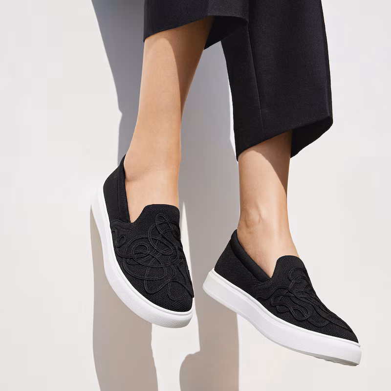 Classic Unisex Sneakers (V-Tune)