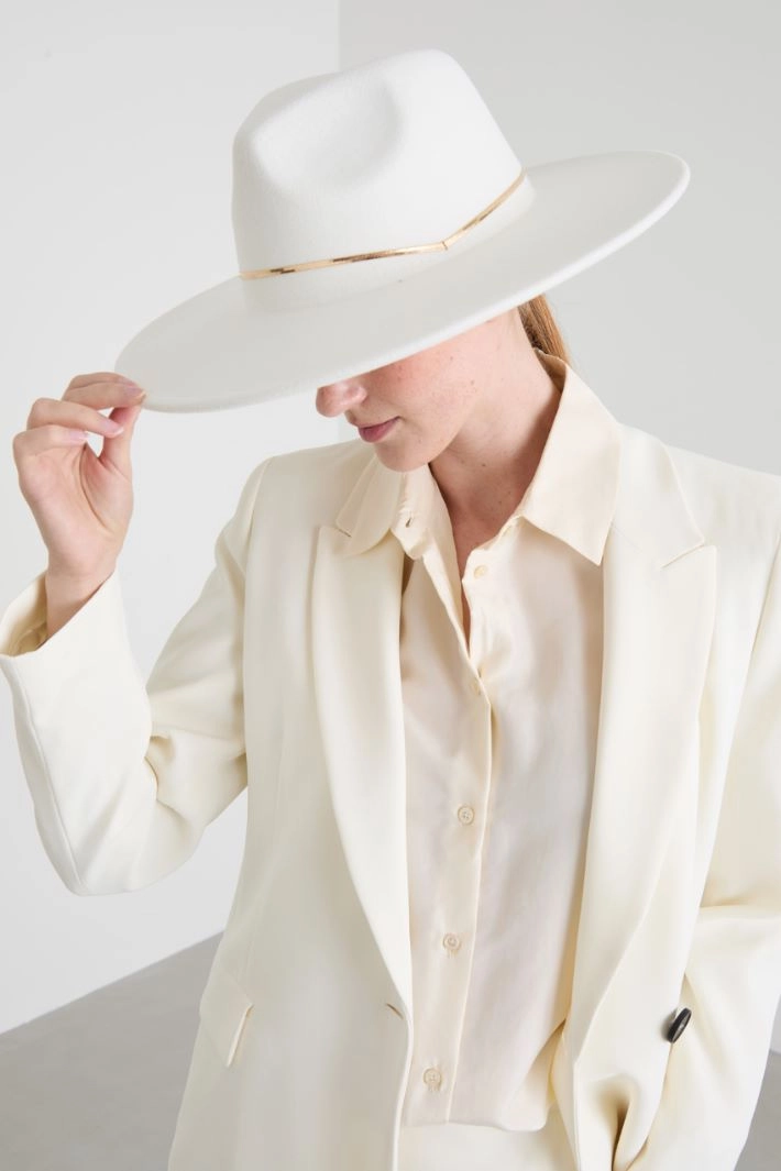 Wide brim hat - WHITE