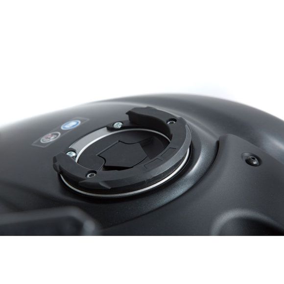 Anneau de réservoir SW-MOTECH evo - NoirRef : TRT.00.640.14001/B