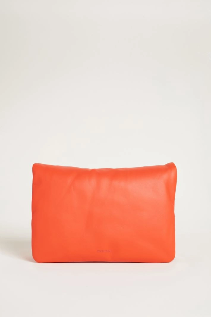 Padded nappa leather shoulder bag - RED
