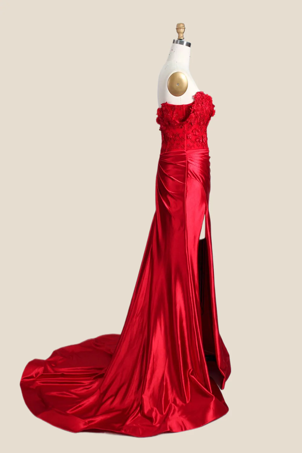 Off the Shoulder Floral Appliques Ruched Mermaid Formal Dress