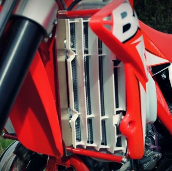 Axp aluminum radiator protectionRef: XP00100A / 1053324
