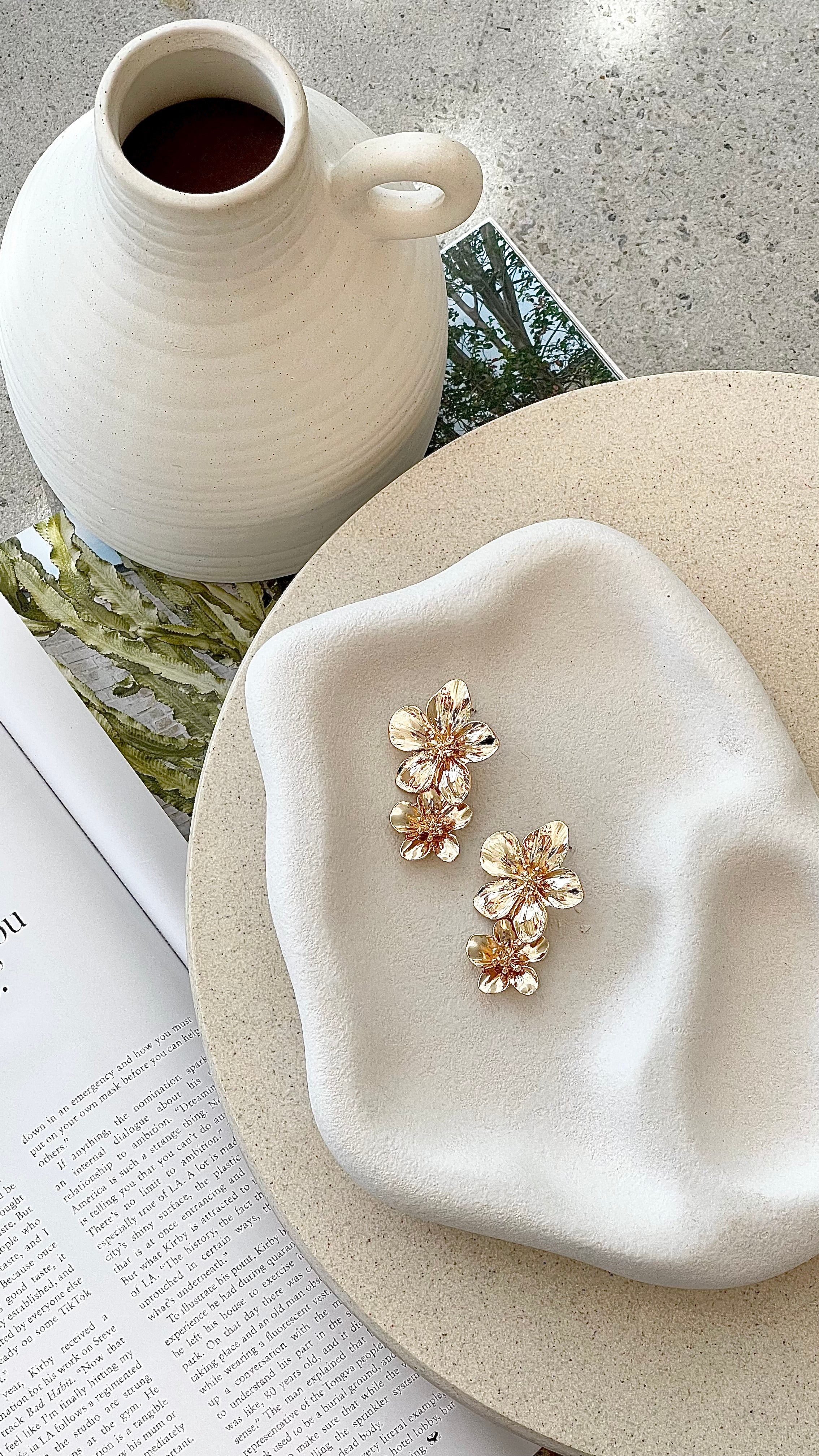 Vista Earrings - Gold