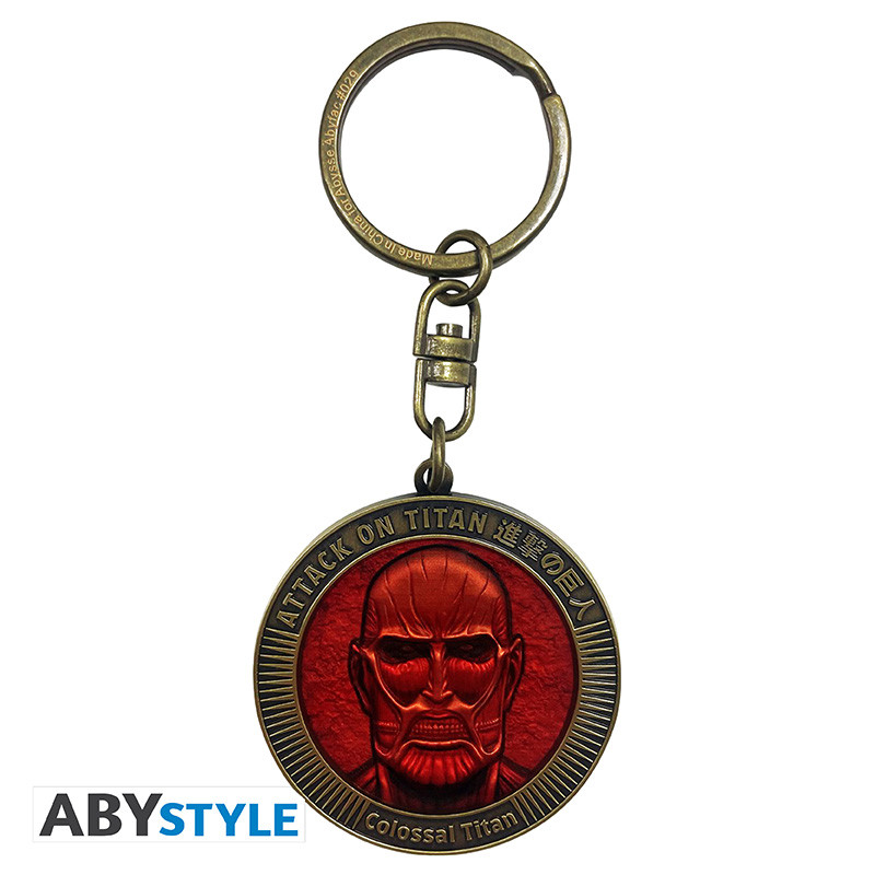 ATTACK ON TITAN Keychain Colossal Titan Medallion