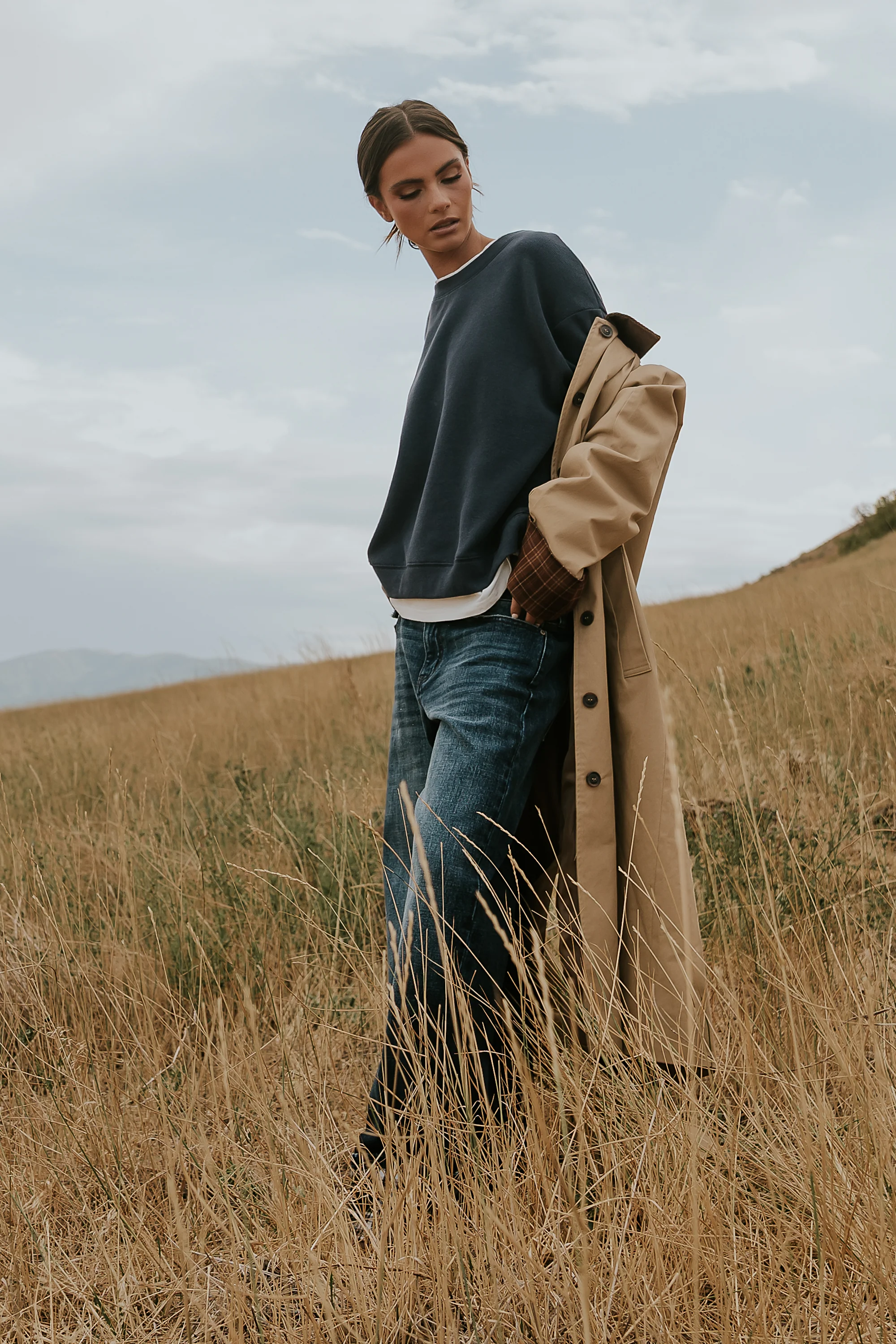 Ava Double Layer Crewneck in Navy