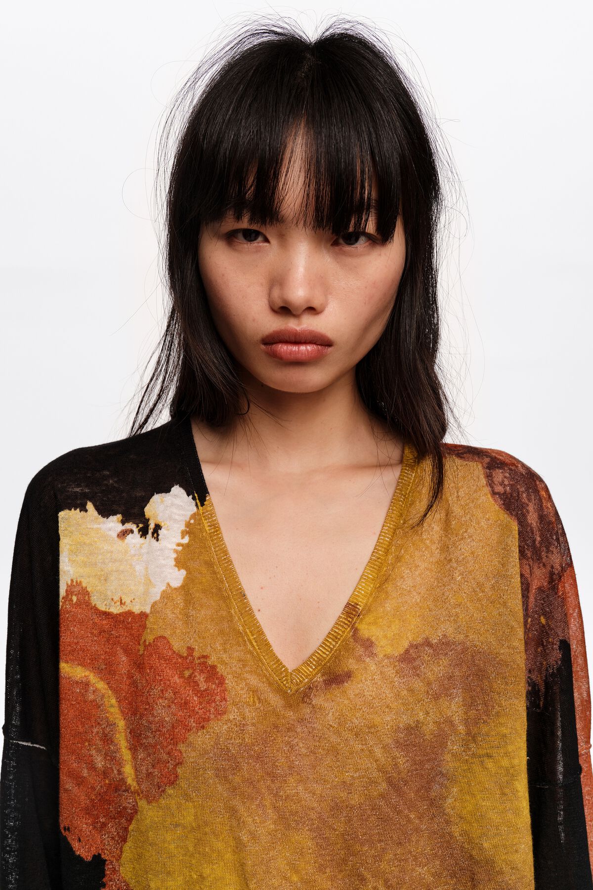 Blot long black straight-fit linen sweater