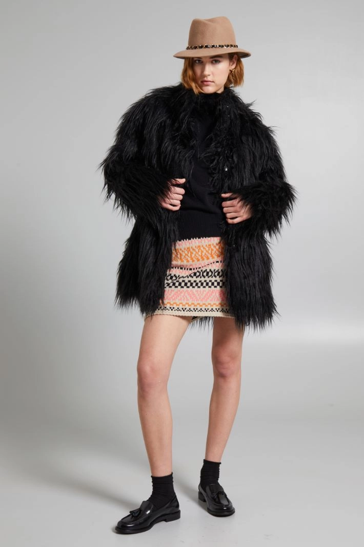 Hat with chain detail - CAMEL BLACK GOLD