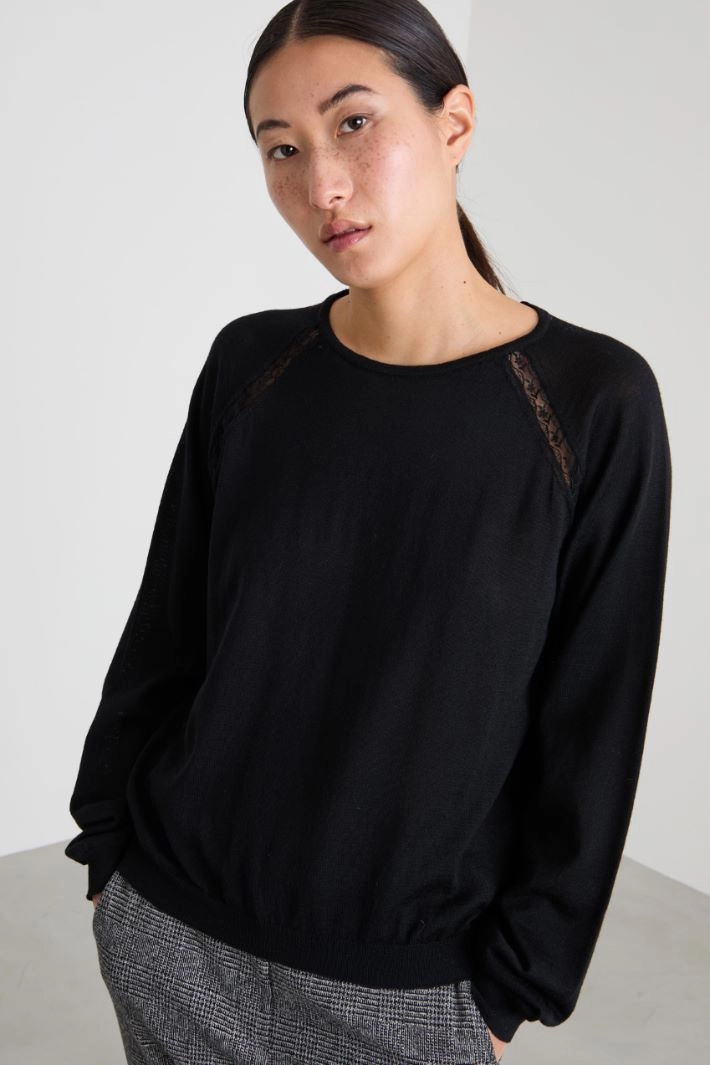 Wool sweater - BLACK