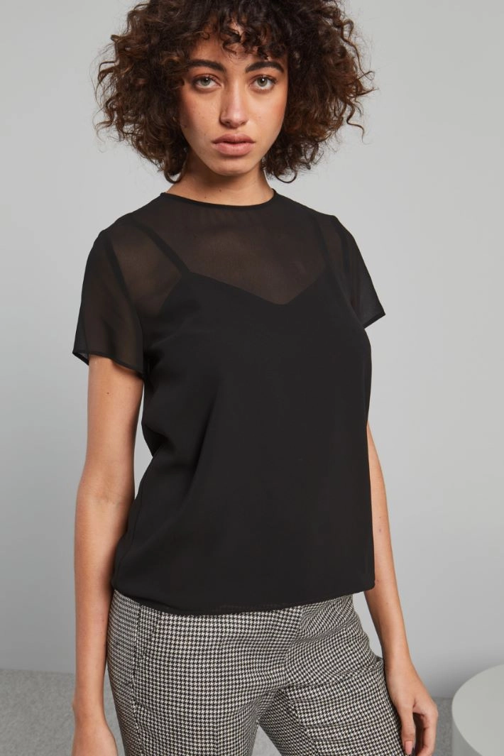 Georgette T-shirt - BLACK