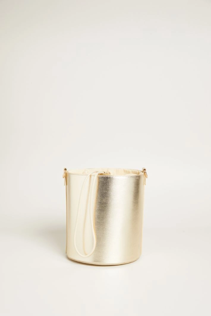 Coated bucket bag - LAMINATED GOLD