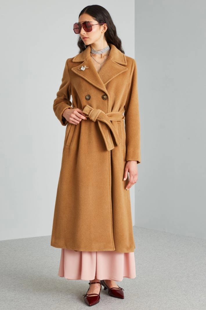 Coat with maxi lapels - CAMEL